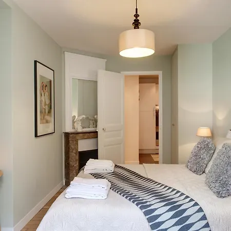 Sevigne Apartament Paryż