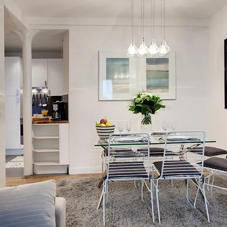 Apartament Sevigne *